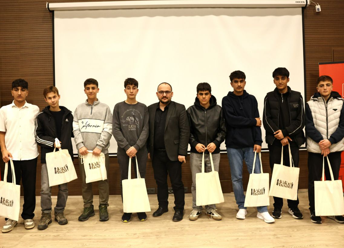 Muş’ta Vakıf Kültürü Gençlerle Buluşuyor: “Vâkıf İnsan” Yarışması Tanıtıldı