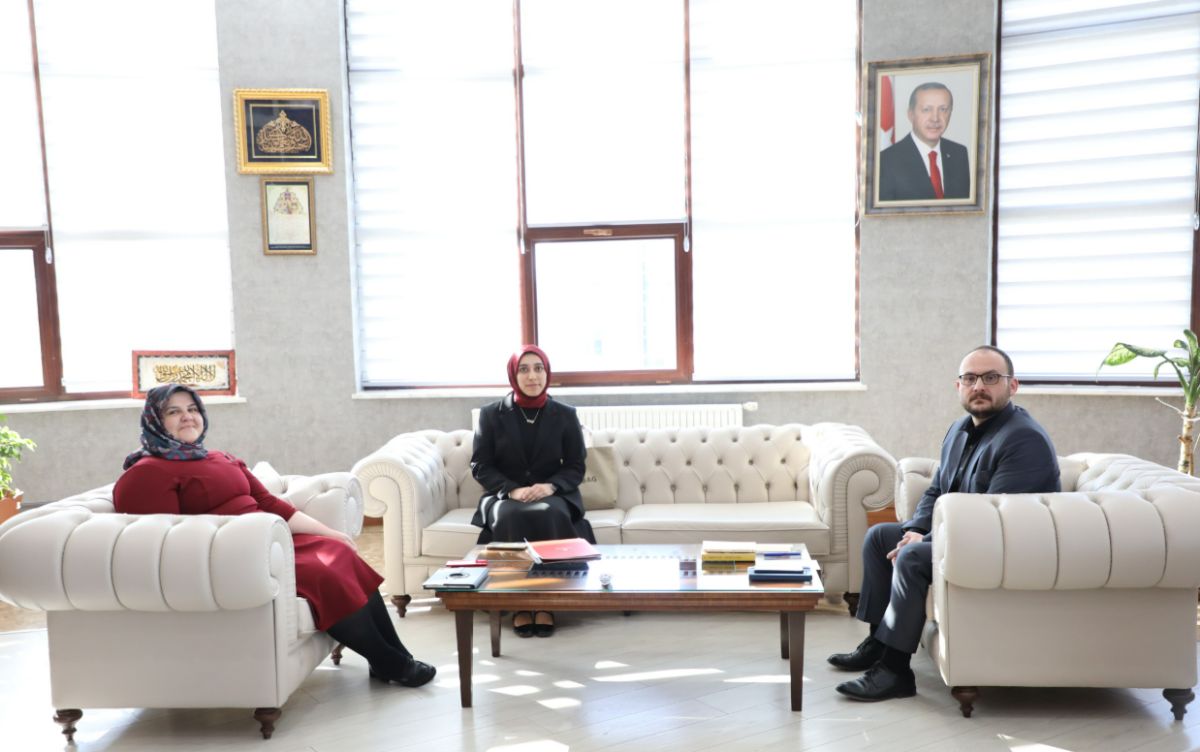 Muş Alparslan Üniversitesi'nde Gururlandıran Başarı: Rektör Alican TÜBİTAK Proje Ekibini Kabul Etti