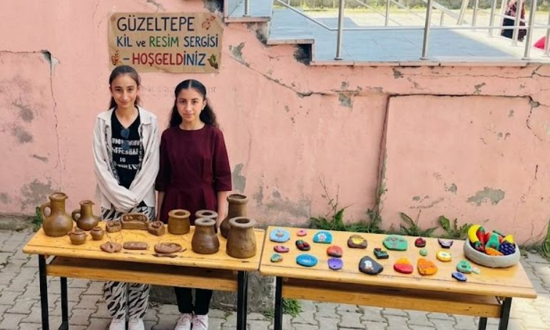 Muş’ta Köy Okulunda Sanat Rüzgarı: Güzeltepe’de Yıl Sonu Sergisi